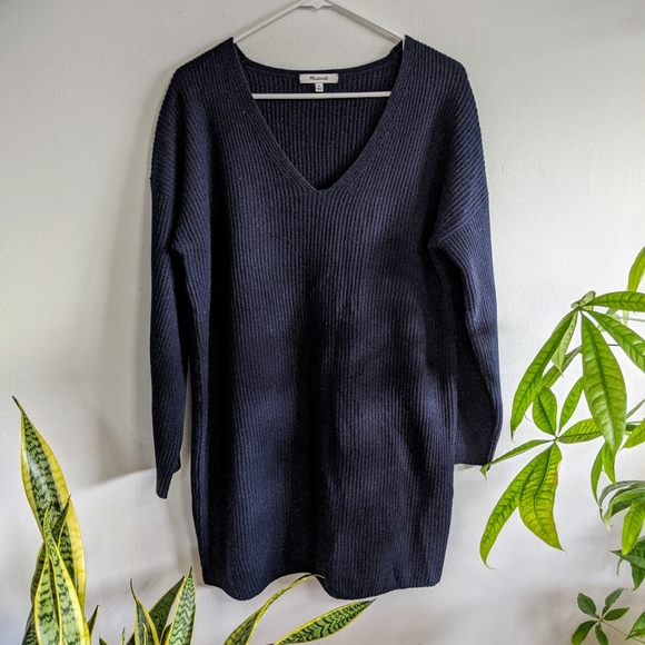 Madewell Relaxed V Neck Sweater Dress 